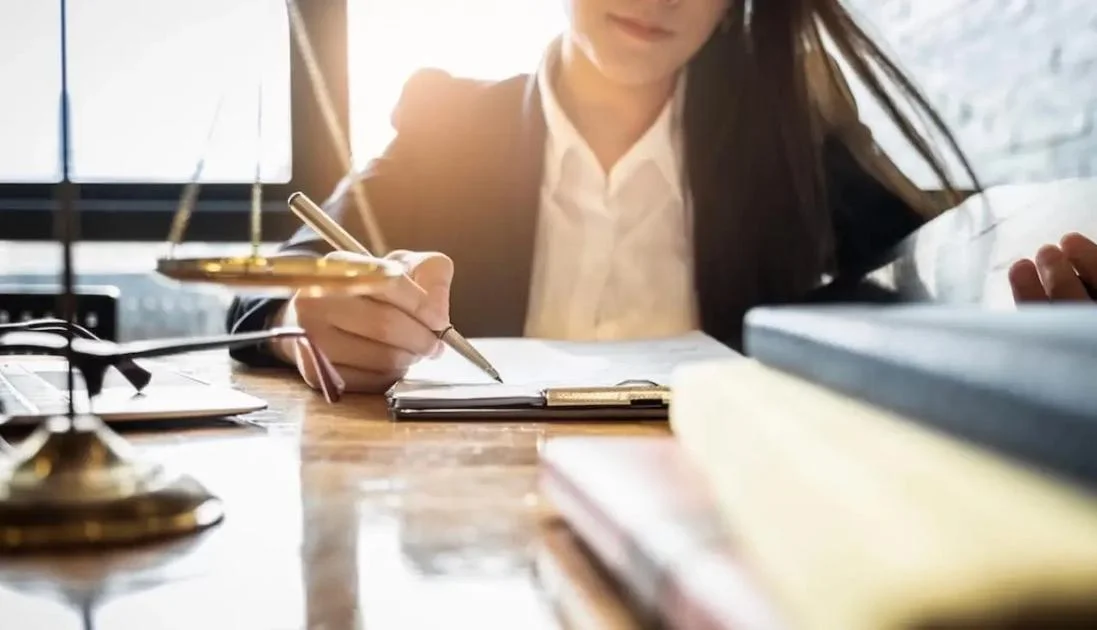 Como Escolher o Melhor Advogado Especialista em Isenção: Critérios Fundamentais e Cuidados Essenciais